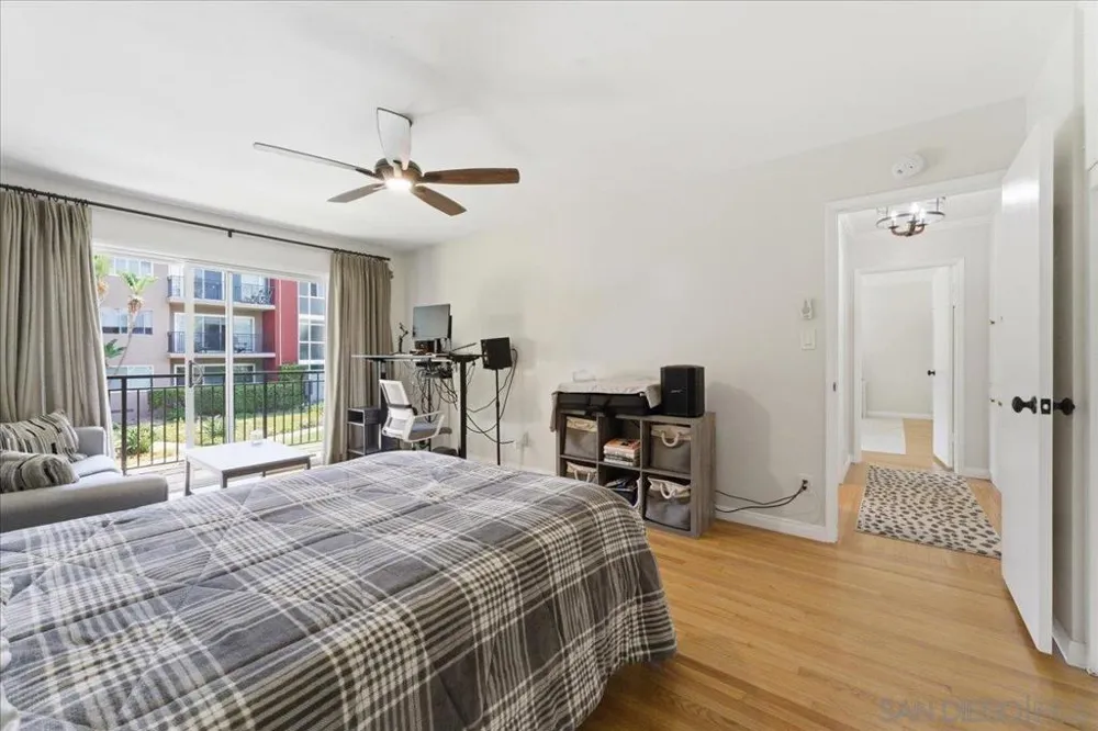 5367 La Jolla #Unit 52 La Jolla, CA 92037