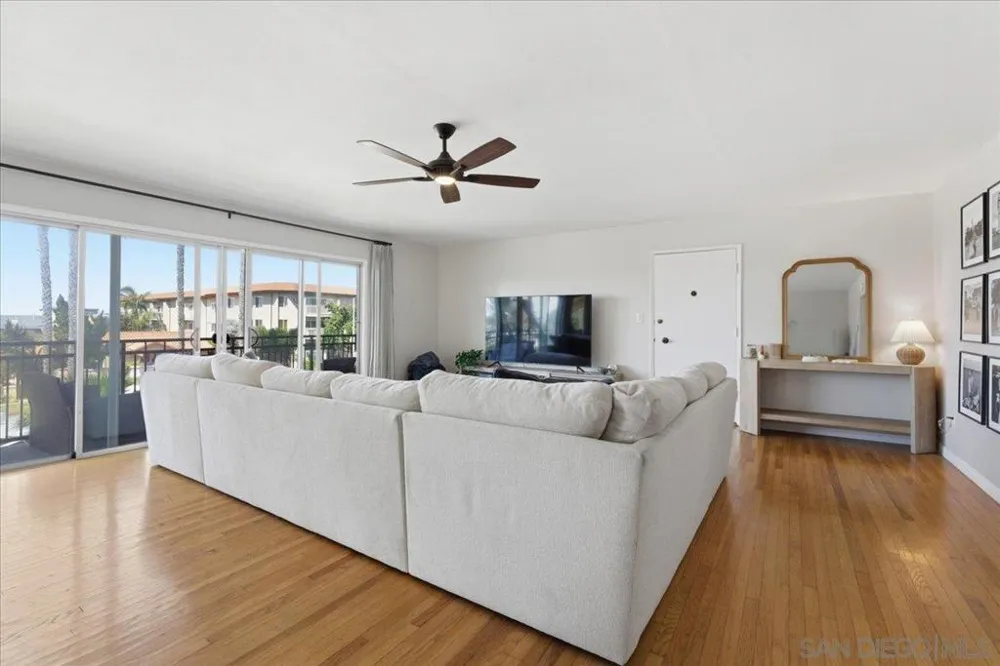 5367 La Jolla #Unit 52 La Jolla, CA 92037