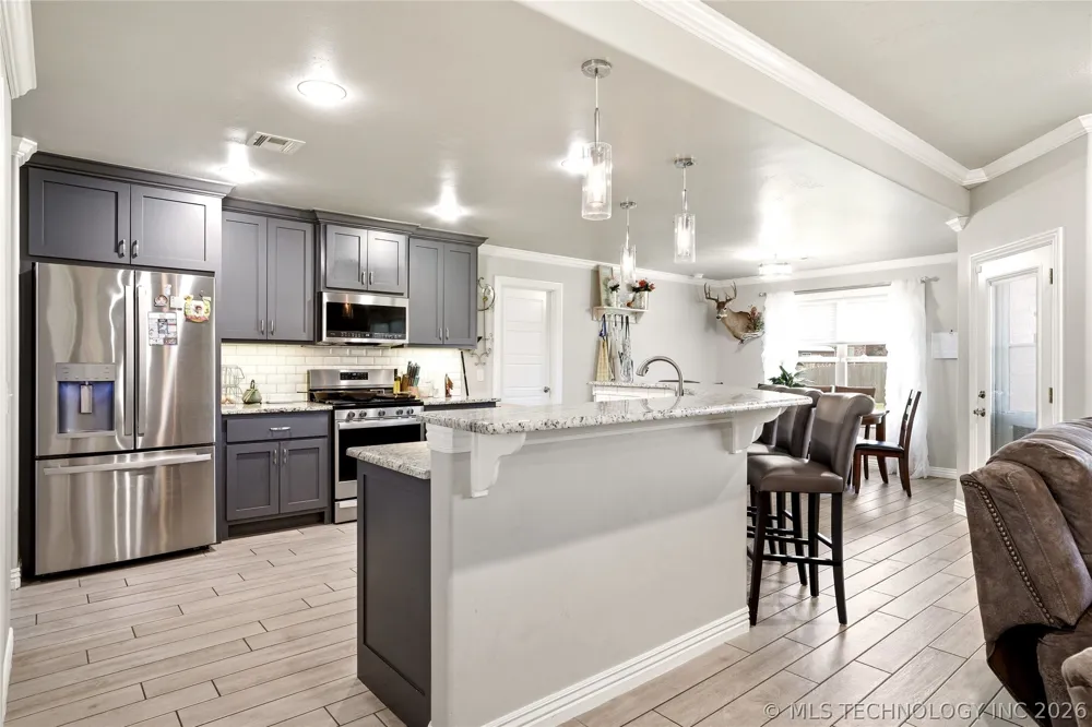 909 Carter Court Siloam Springs, AR 72761