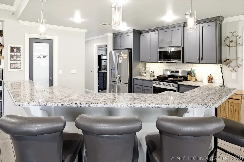 909 Carter Court Siloam Springs, AR 72761