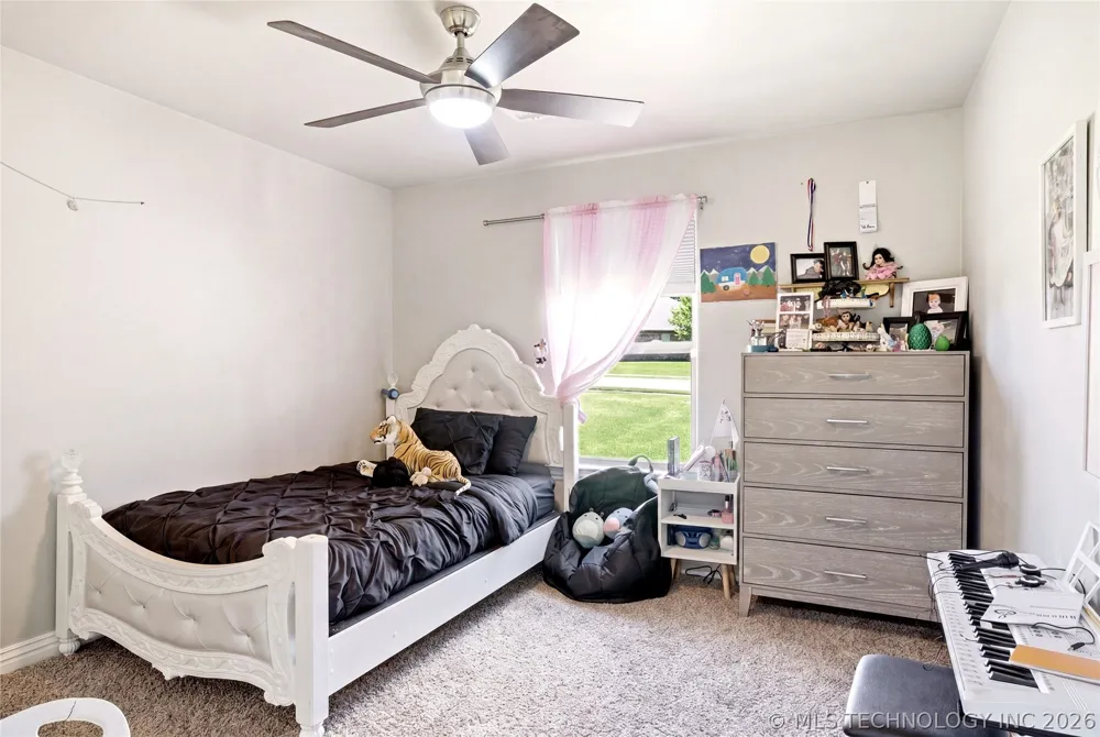 909 Carter Court Siloam Springs, AR 72761