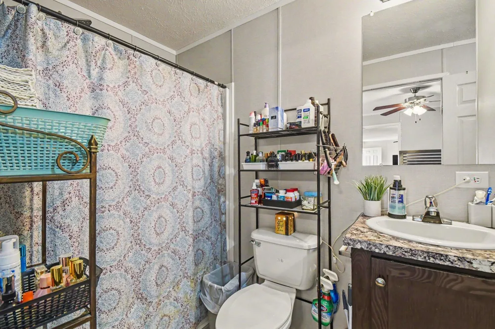 5208 Village Drive SW Wyoming City, MI 49509