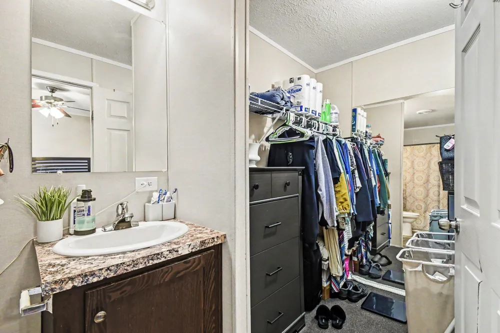 5208 Village Drive SW Wyoming City, MI 49509