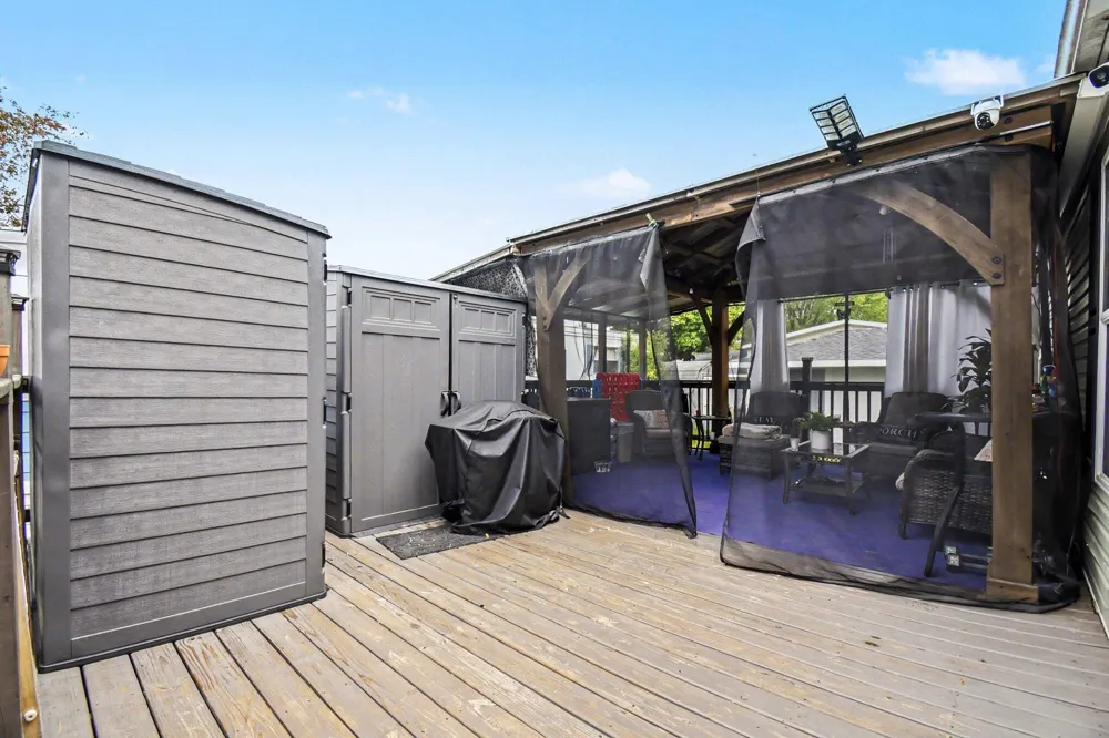 5208 Village Drive SW Wyoming City, MI 49509