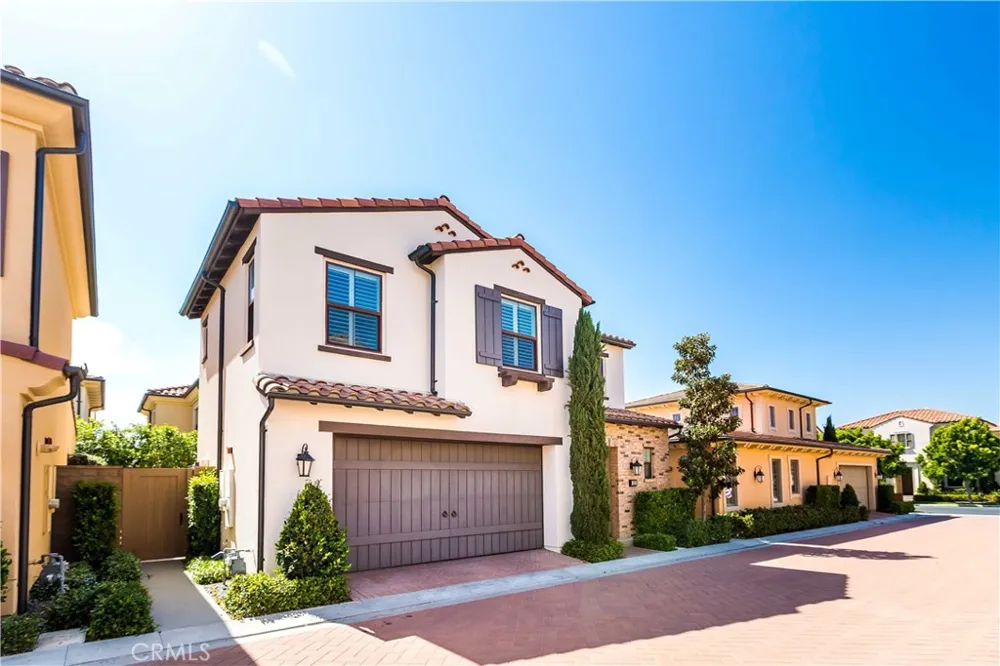 132 Stallion Irvine, CA 92602
