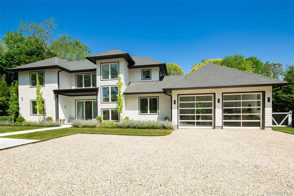21 Lily Pond Drive Sag Harbor, NY 11963
