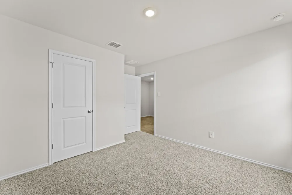 1018 Bold Run Seguin, TX 78155