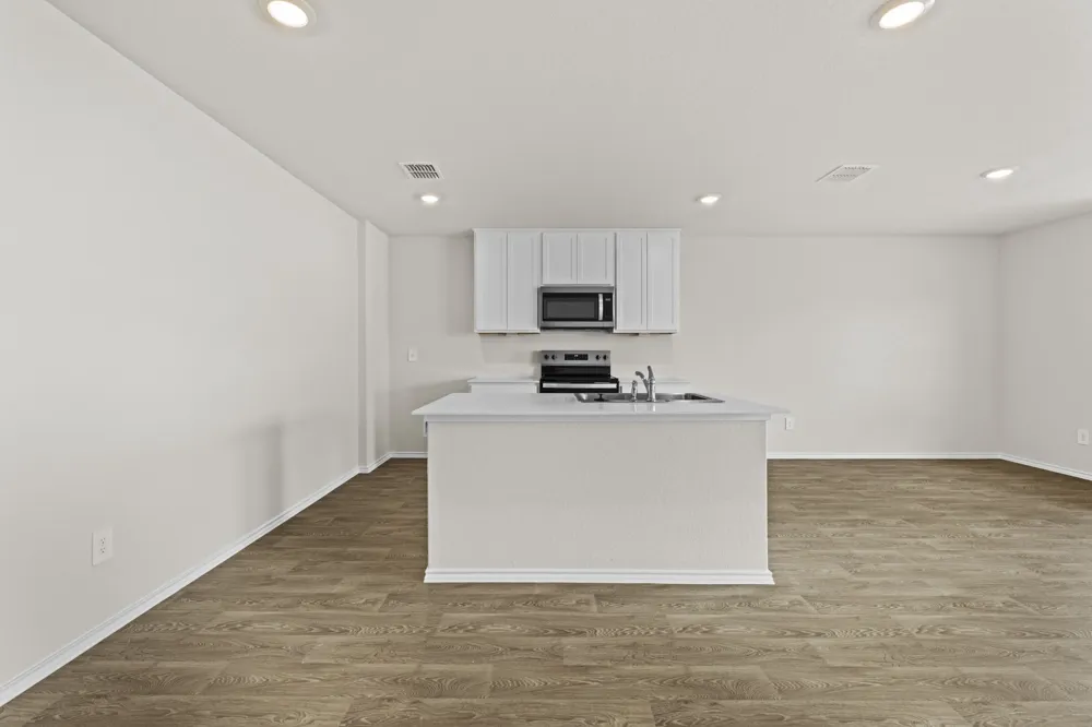 1018 Bold Run Seguin, TX 78155