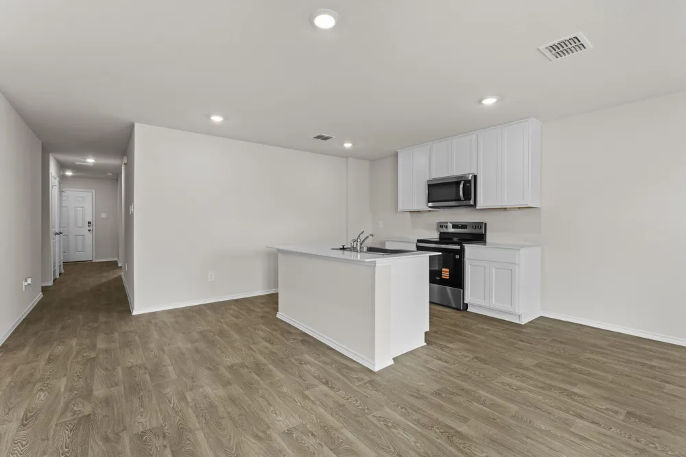 1018 Bold Run Seguin, TX 78155