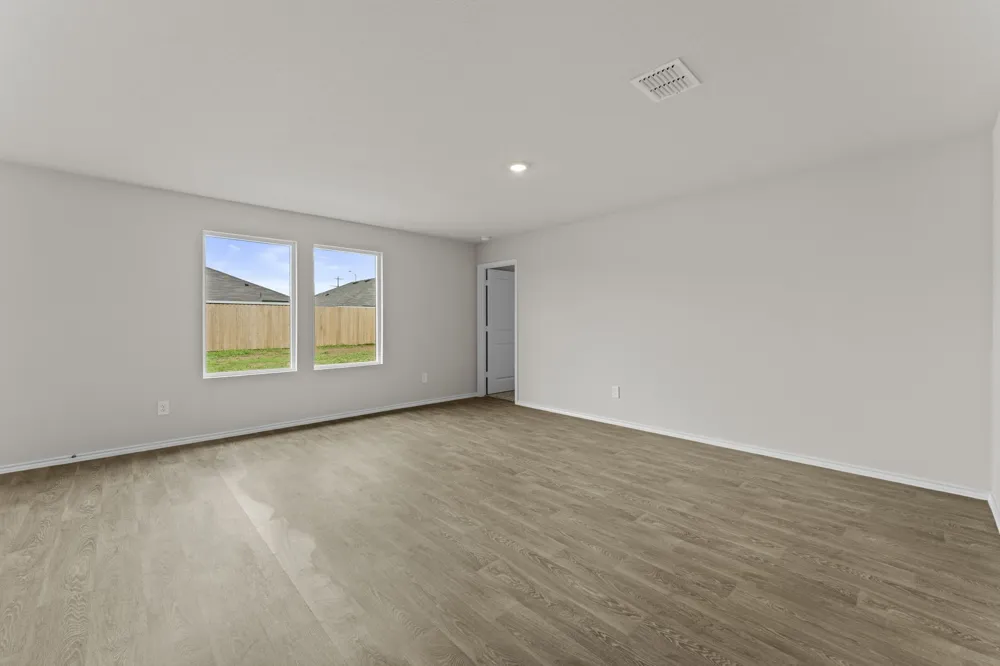 1018 Bold Run Seguin, TX 78155