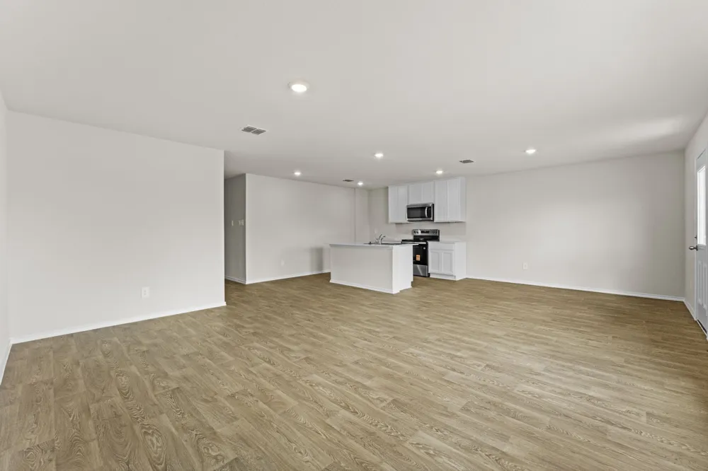 1018 Bold Run Seguin, TX 78155