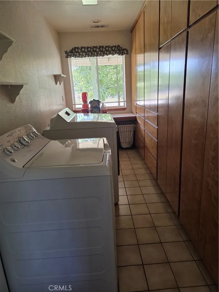 515 Kaer Red Bluff, CA 96080