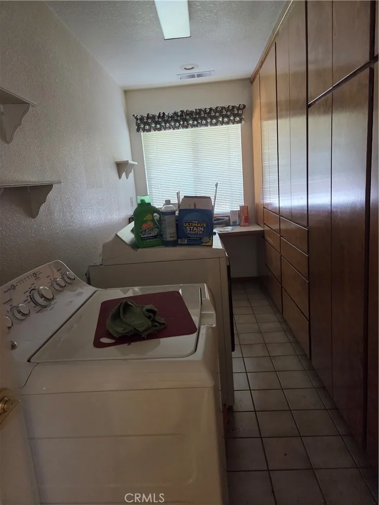 515 Kaer Red Bluff, CA 96080