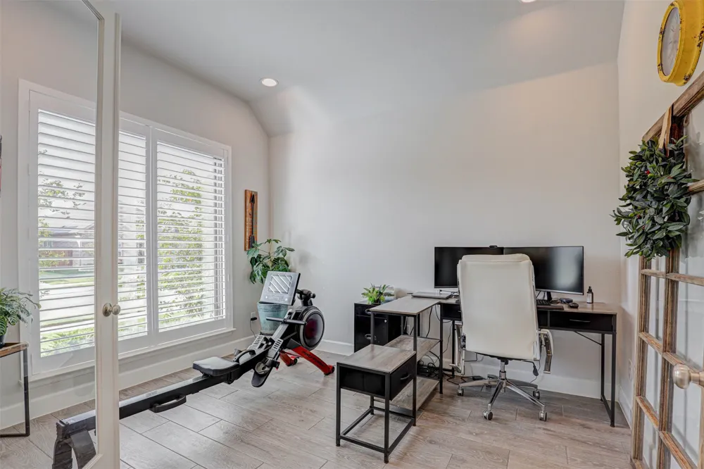 215 Buffalo Boulevard Rhome, TX 76078