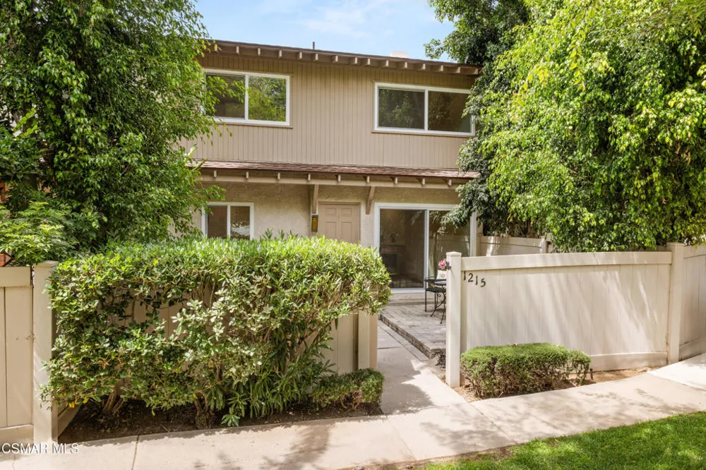 1215 Ramona Drive Newbury Park, CA 91320