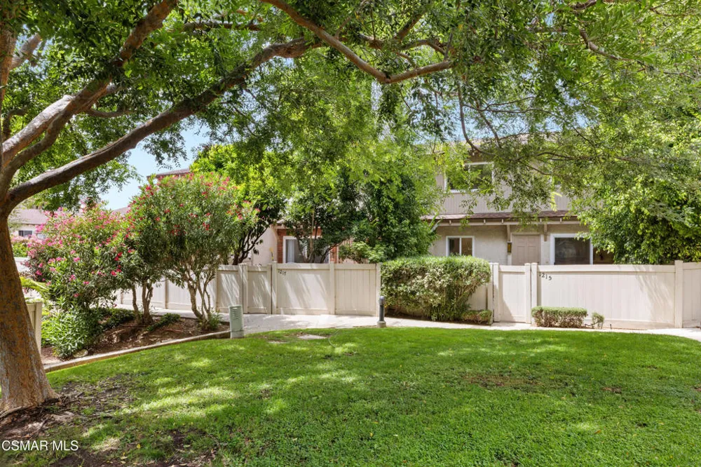 1215 Ramona Drive Newbury Park, CA 91320