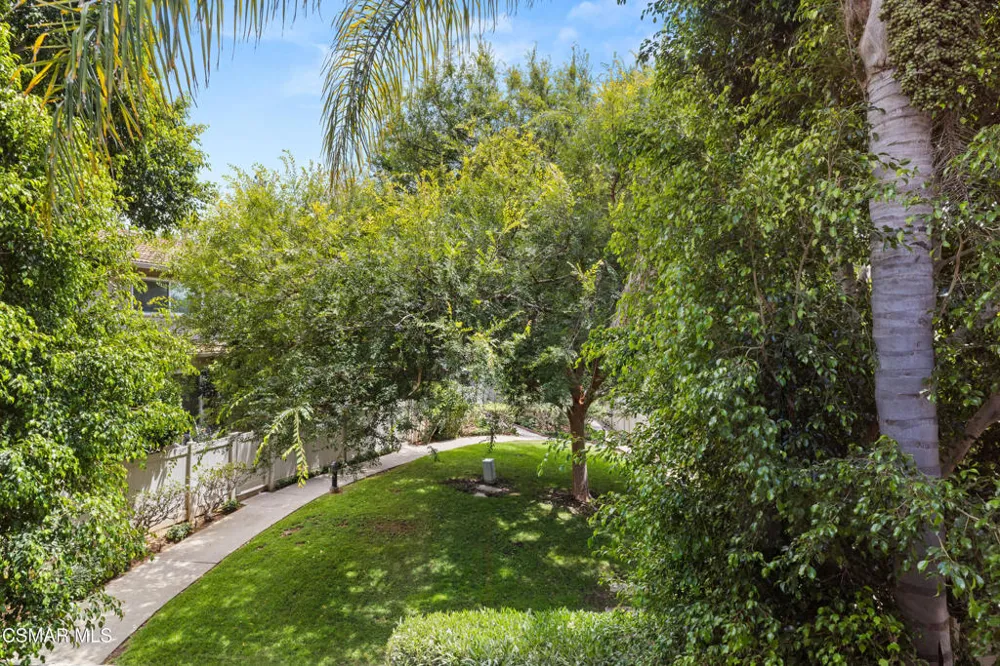 1215 Ramona Drive Newbury Park, CA 91320