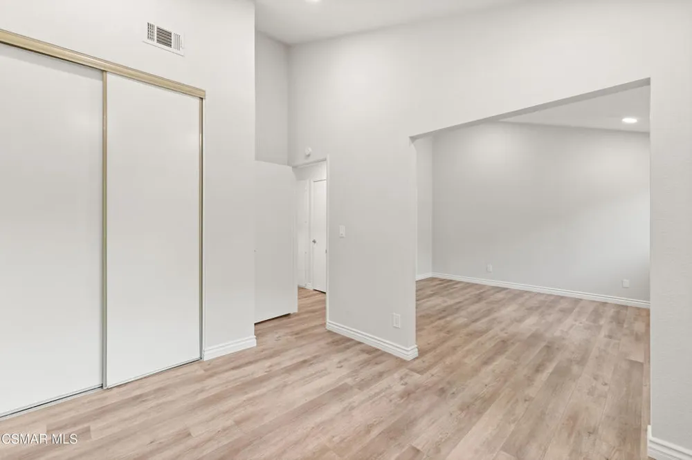 1215 Ramona Drive Newbury Park, CA 91320