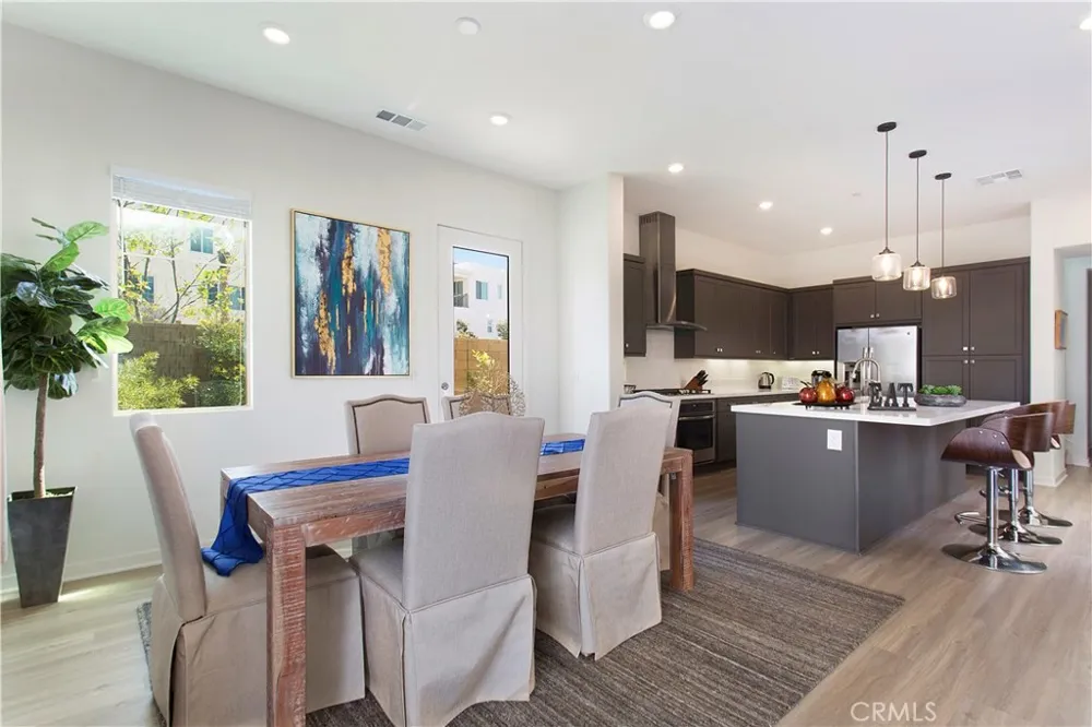 159 Terrapin Irvine, CA 92618