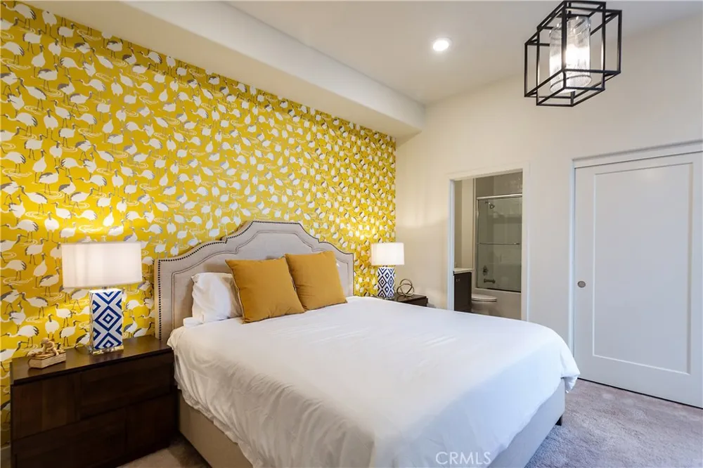 159 Terrapin Irvine, CA 92618