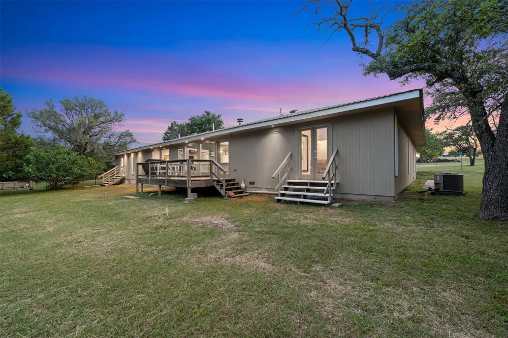 212 County Road 229 Road Briggs, TX 78608