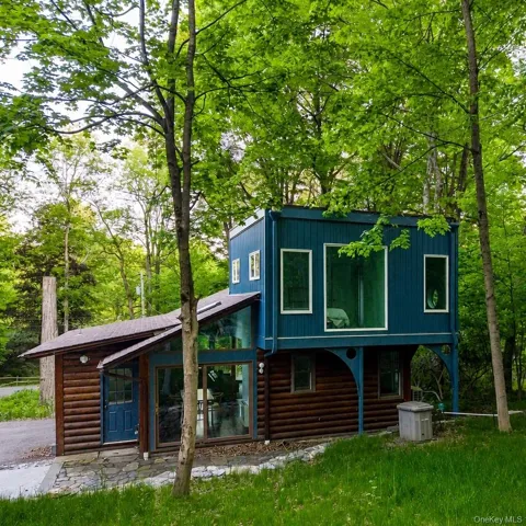 317 Lake Shore Road