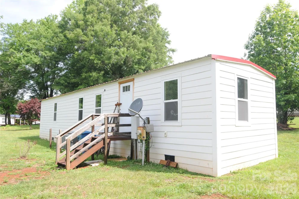 4227 KENT STREET Maiden, NC 28650