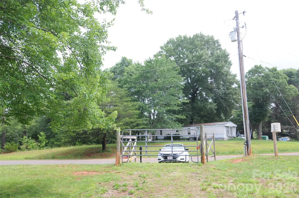 4227 KENT STREET Maiden, NC 28650