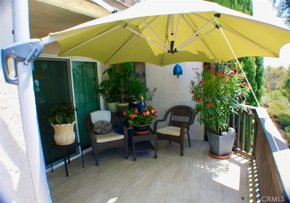 15656 Viewridge Granada Hills, CA 91344
