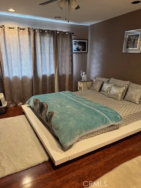 19417 Crystal Ridge Lane Porter Ranch, CA 91326