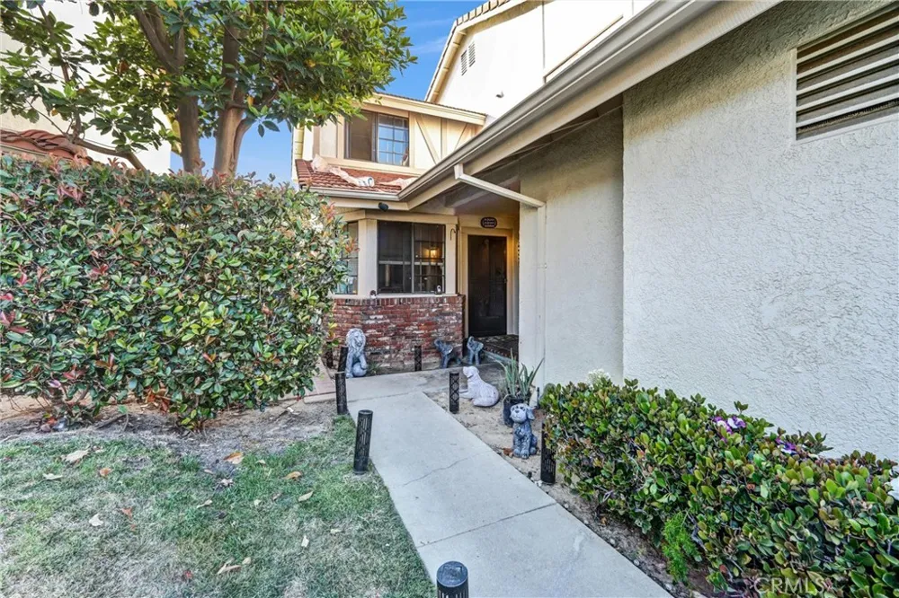 19417 Crystal Ridge Lane Porter Ranch, CA 91326