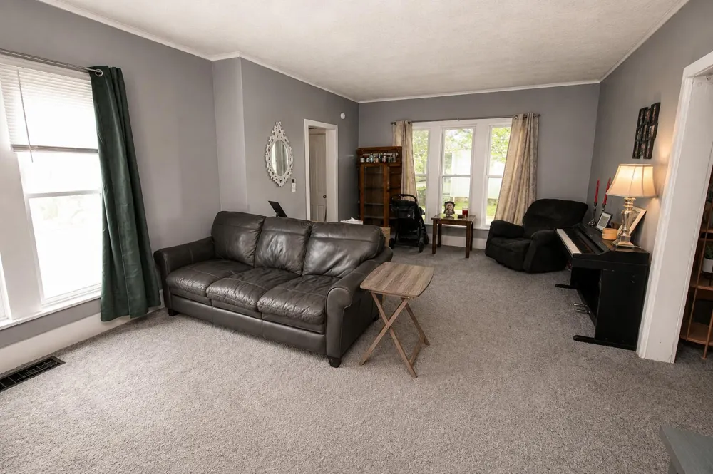 518 Walnut Street Three Rivers City, MI 49093