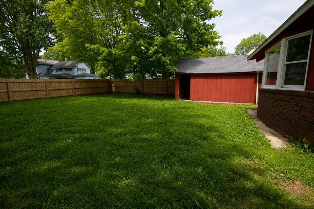 518 Walnut Street Three Rivers City, MI 49093