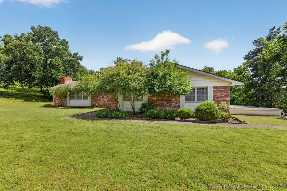 220 E 20th Street Okmulgee, OK 74447