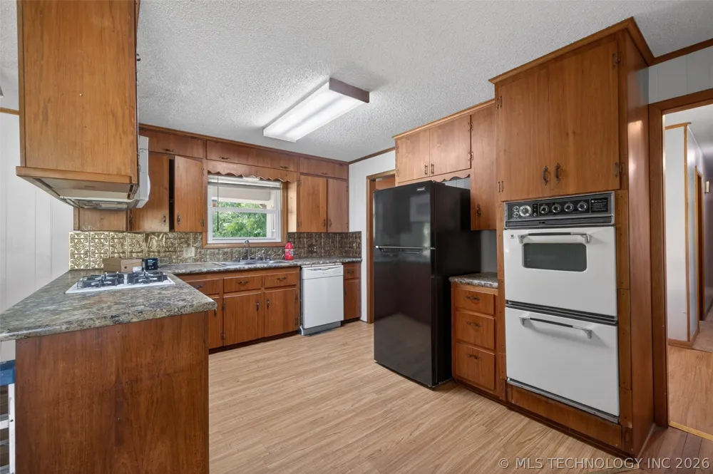220 E 20th Street Okmulgee, OK 74447
