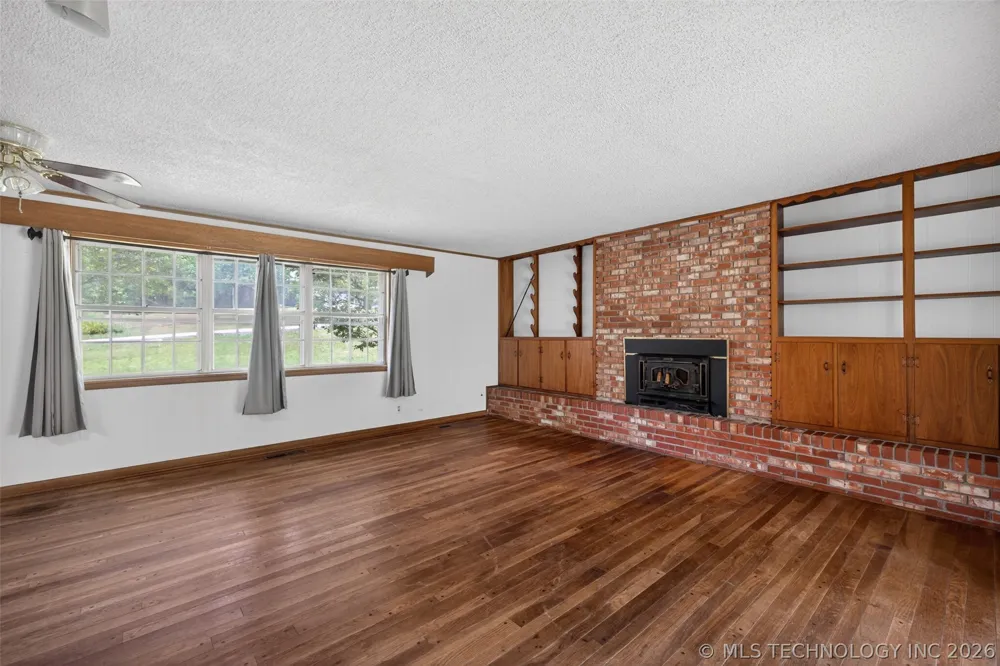 220 E 20th Street Okmulgee, OK 74447