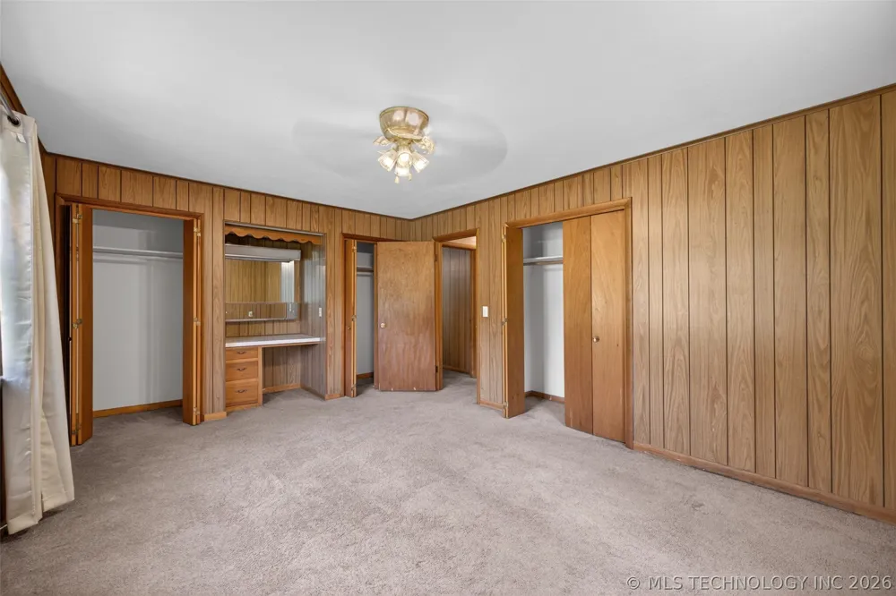 220 E 20th Street Okmulgee, OK 74447