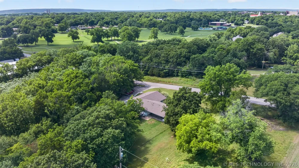 220 E 20th Street Okmulgee, OK 74447