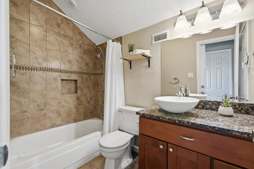4011 Hillside Drive Round Rock, TX 78681