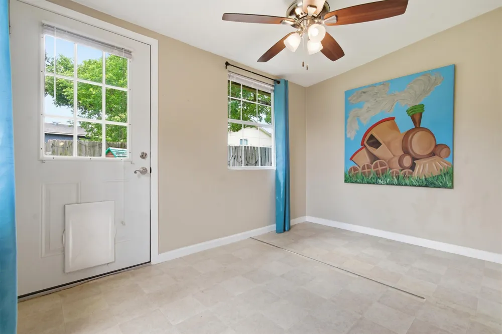 4011 Hillside Drive Round Rock, TX 78681