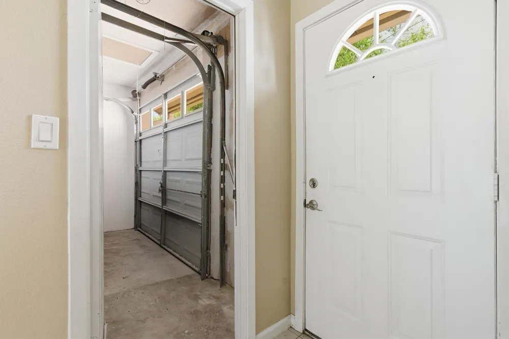 4011 Hillside Drive Round Rock, TX 78681