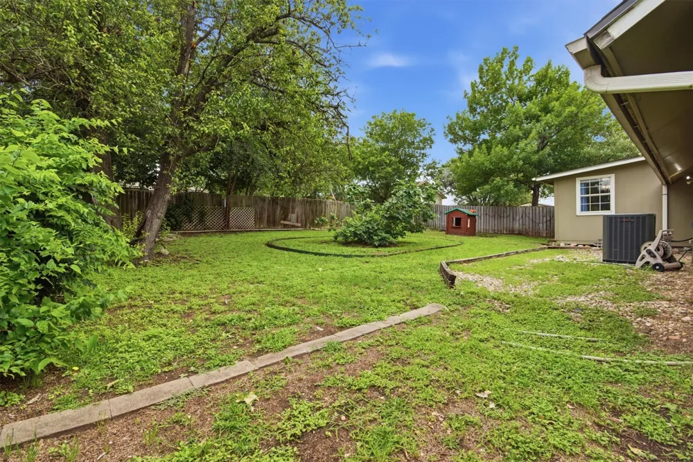 4011 Hillside Drive Round Rock, TX 78681