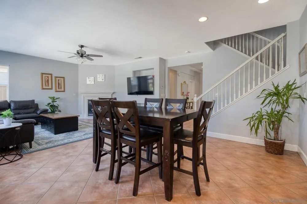 2376 Shire Way Oakdale, CA 95361