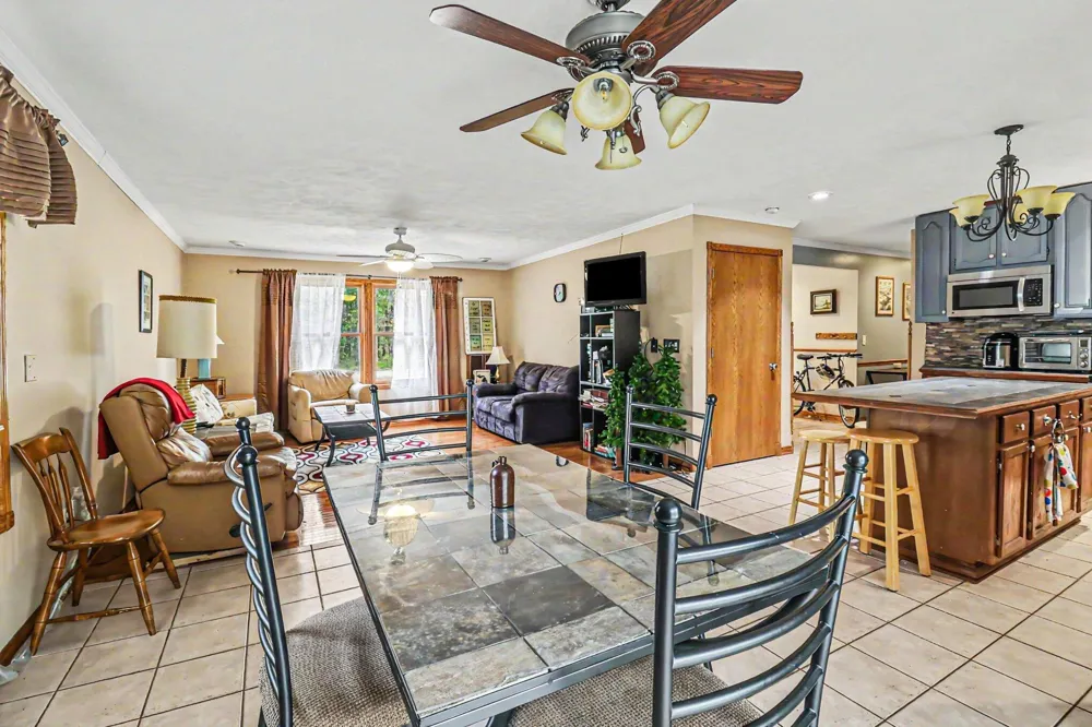 7137 E Catherine Road Fountain, MI 49410