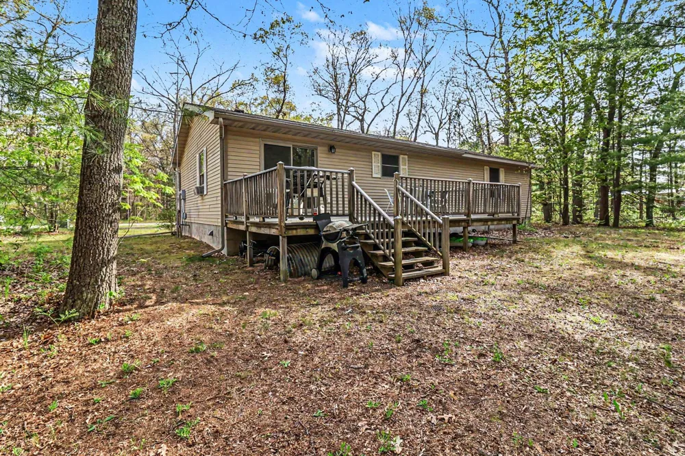 7137 E Catherine Road Fountain, MI 49410