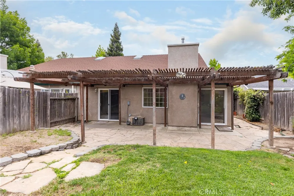 503 Turtle Creek Paso Robles, CA 93446