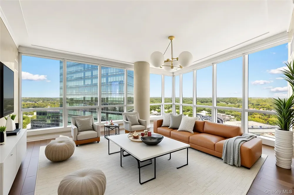 1 Renaissance Square #33G (V7G) White Plains, NY 10601