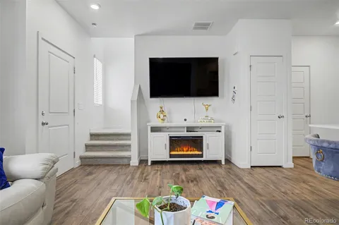 500 S Denver Avenue #18D