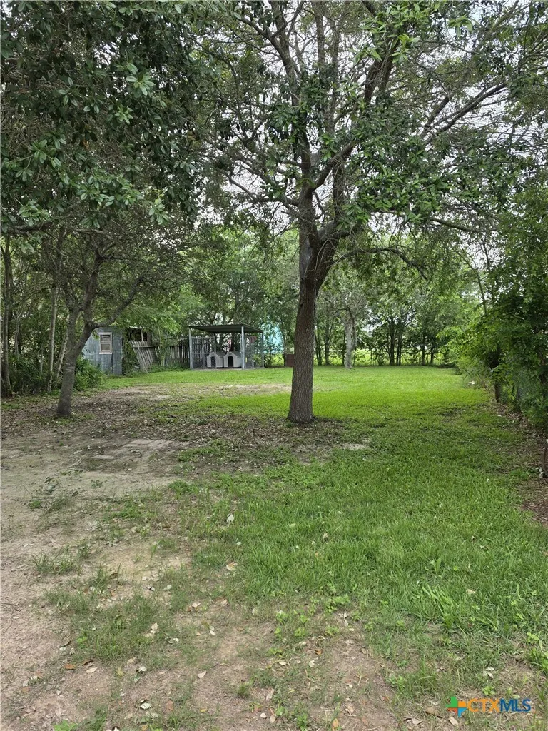 703 E Houston Avenue Seadrift, TX 77983