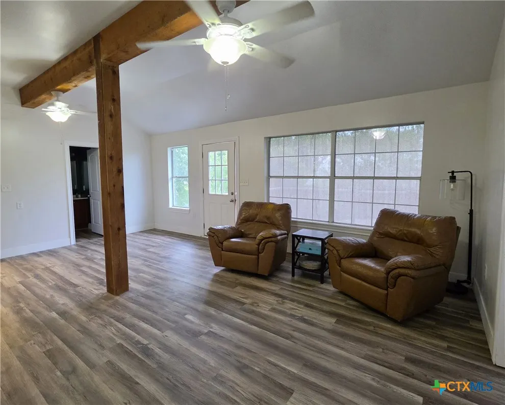703 E Houston Avenue Seadrift, TX 77983